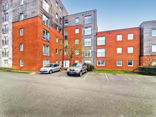 Flat for sale in Burslem