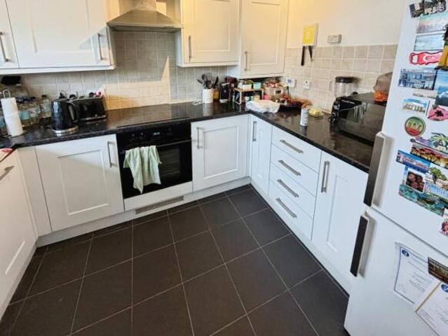 Flat for sale in Sidcup, Greater London