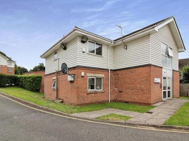 House for sale in Potters Corner, East Midlands