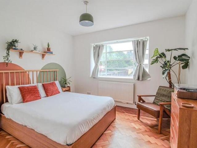 Flat for sale in Haddon, East Midlands