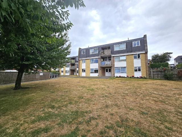 Flat for sale in Hamworthy