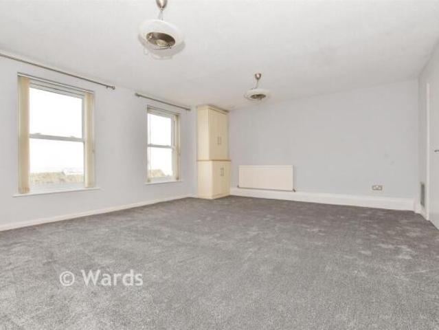Flat for sale in Ash, Kent