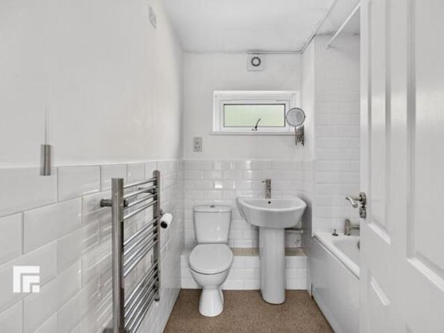 Flat for sale in Lisvane, Cardiff