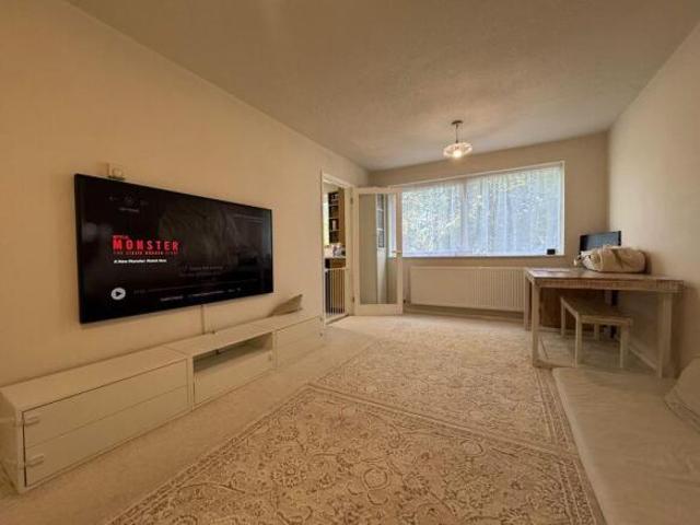 Flat for sale in Biscot, Luton