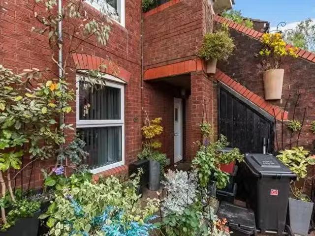 House for sale in Belfast