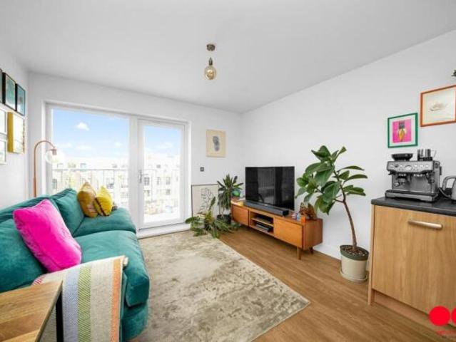 Flat for sale in Romford, Isle Of Man