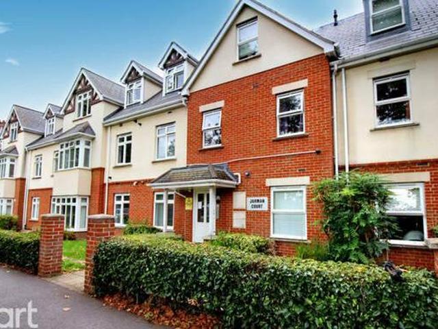 House for rent in Surrey