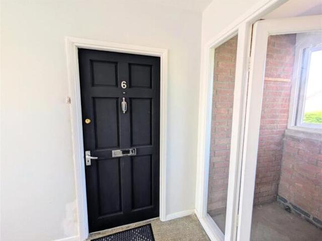 Flat for sale in Pinfold, Leicestershire