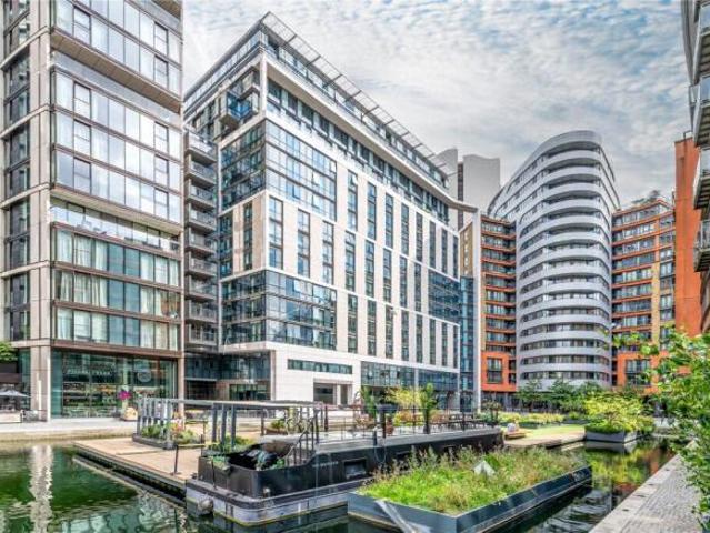 Flat for sale in Cat Hill