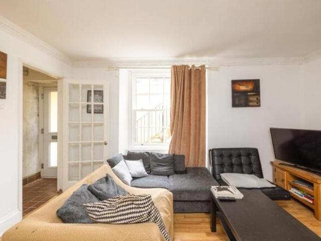 Flat for sale in Feckenham, City Of Bristol