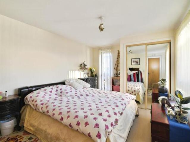 Flat for sale in Holywell Estate, North Watford