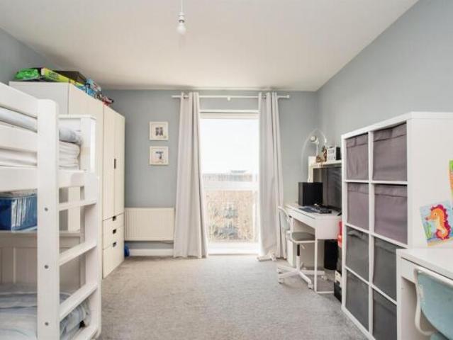 Flat for sale in Holywell Estate, North Watford