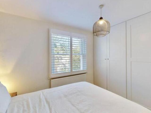 Flat for sale in Highgate, Greater London