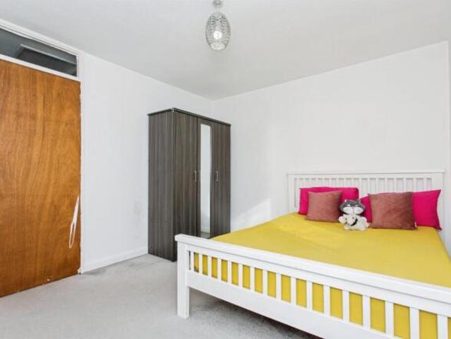 Flat for sale in Chesterton, Arbury