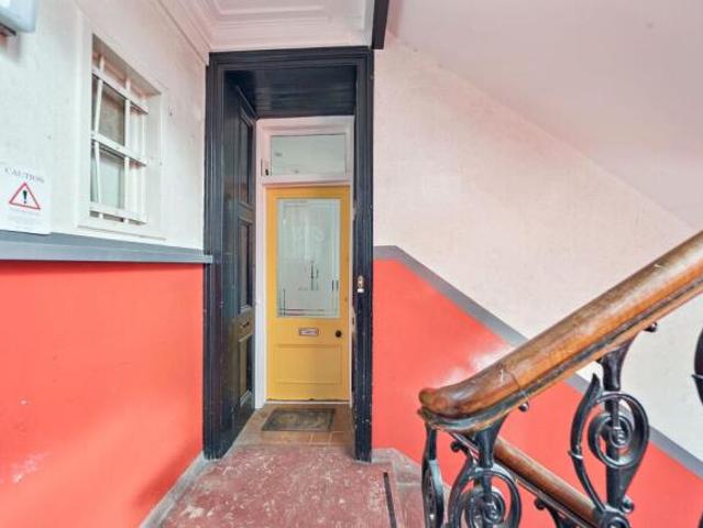Flat for sale in Hillhead, Scotland