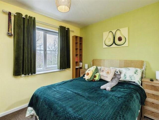 Flat for sale in Dutton, Cheshire