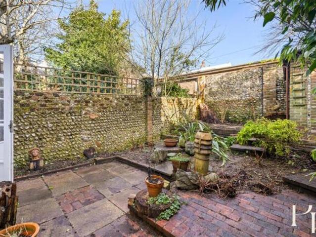 Flat for sale in Brunswick, Brighton & Hove