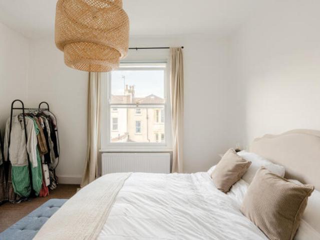 Flat for sale in Feckenham, City Of Bristol