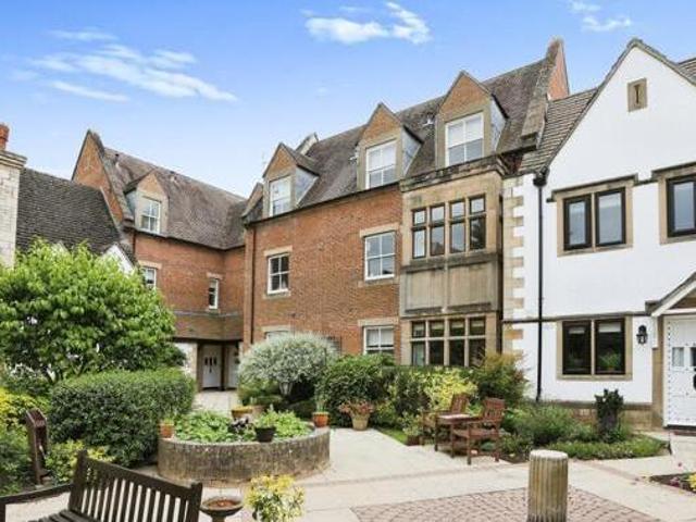 House for sale in Fossebridge, Gloucestershire