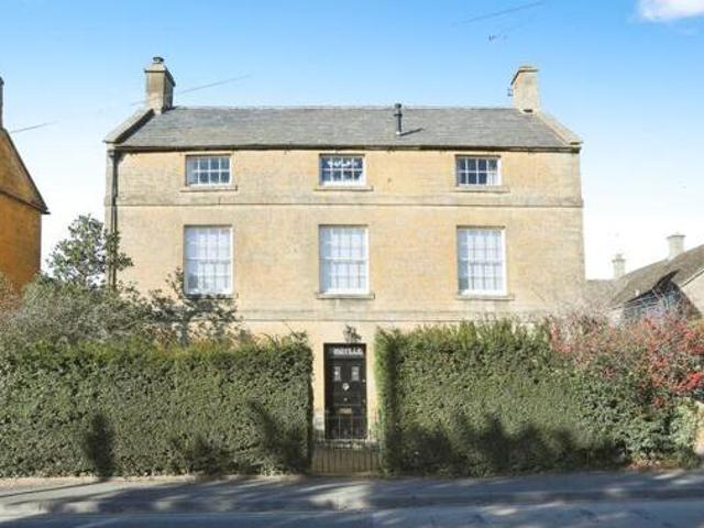 House for sale in Fossebridge, Gloucestershire