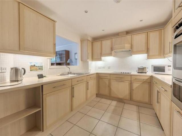 Flat for sale in Brook Street, Bourne Vale