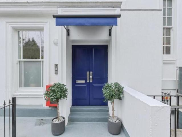 Flat for sale in St James, Sandown Park
