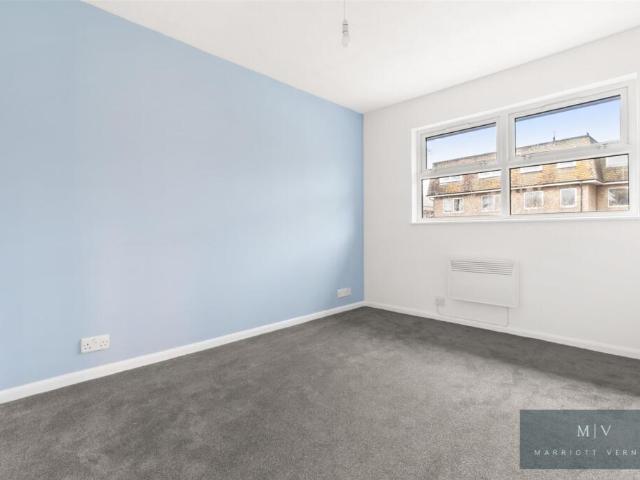 Flat for sale in London Borough of Croydon, South Croydon