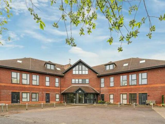 House for sale in Surrey, England