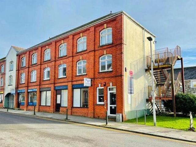 House for sale in Narberth, Pembrokeshire