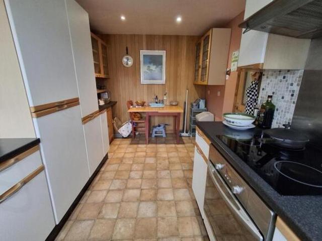 Flat for sale in North Watford, Hertfordshire