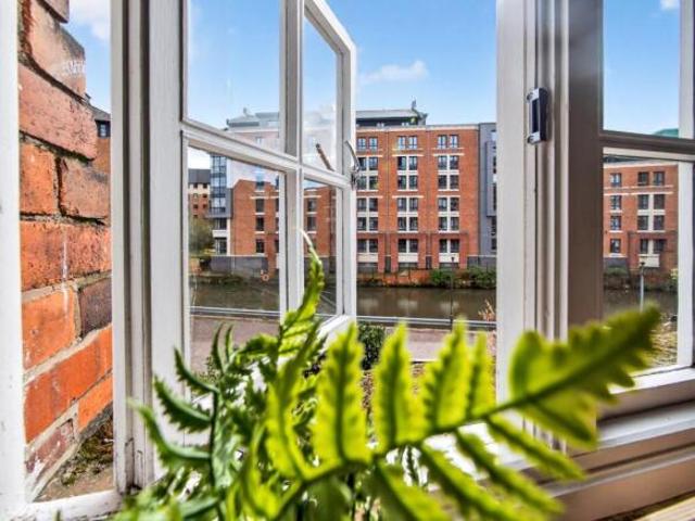 Flat for sale in Foss Islands, York