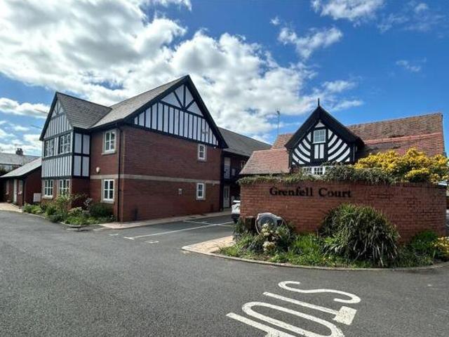 House for sale in West Vale, Cheshire