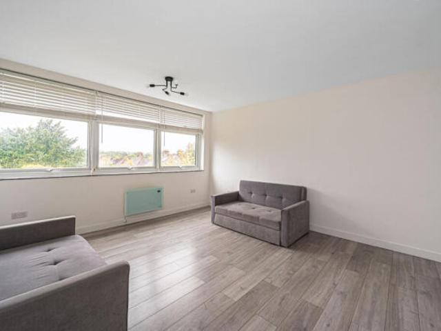 Flat for sale in London Borough of Barnet, Greater London