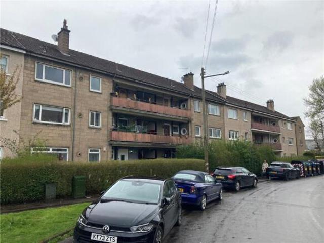 Flat for sale in Mansewood, Scotland