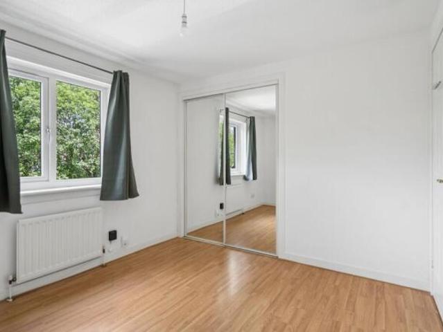 Flat for sale in Anniesland, Scotland