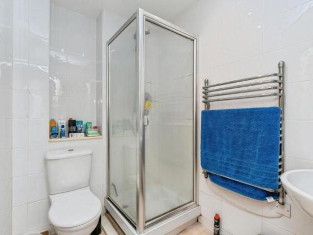 Flat for sale in Hough Green, Chester
