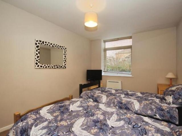 Flat for sale in Sydenham, Warwick