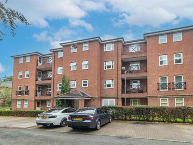 House for sale in Newcastle-under-Lyme, Staffordshire