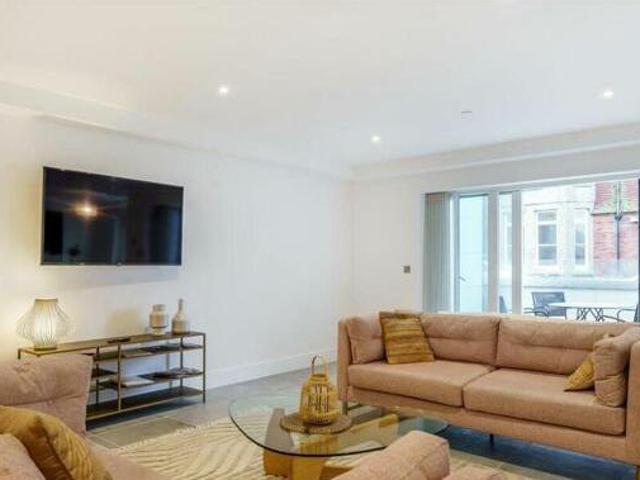 House for sale in Newquay, Cornwall