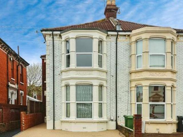 House for sale in Spring Vale, Hampshire
