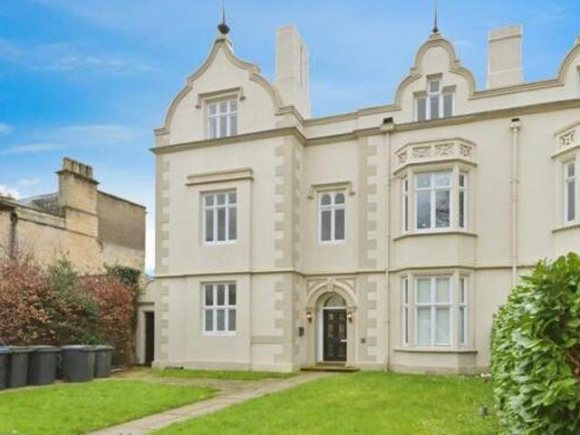 House for sale in Northampton, Northamptonshire