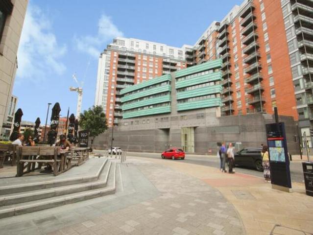 Flat for sale in Holbeck, West Yorkshire