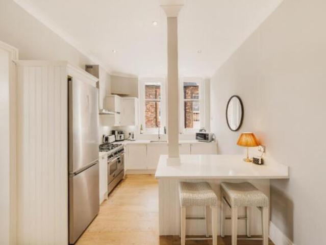 Flat for sale in Feckenham, City Of Bristol