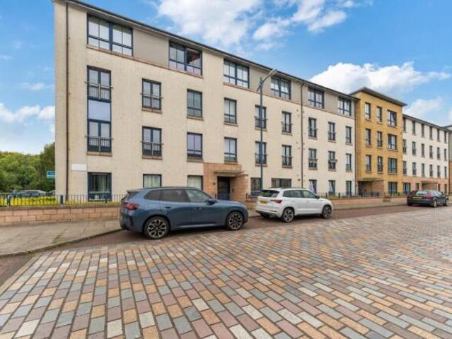Flat for sale in Oatlands, Glasgow