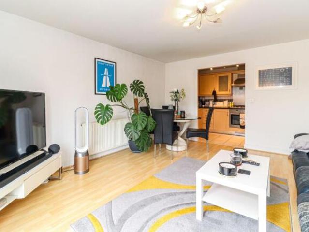 Flat for sale in Mayfair, Greater London