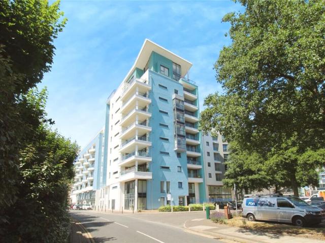 Flat for sale in Barton Stacey, Hampshire
