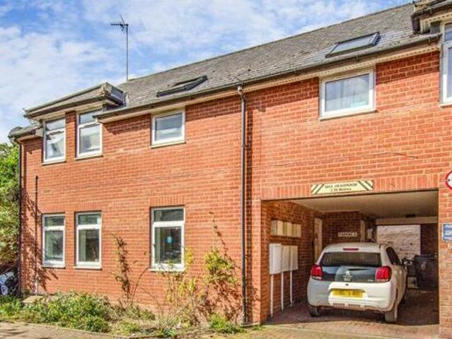 House for sale in Kettering, North Northamptonshire
