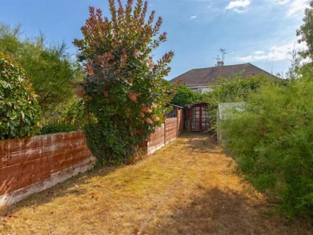 Flat for sale in Worthing, West Sussex