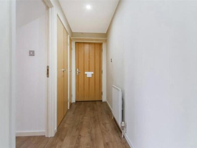 Flat for sale in Hutchesontown, Gorbals