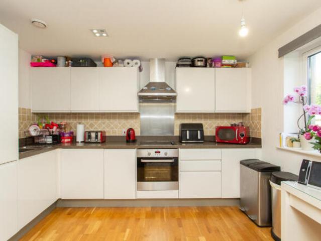 Flat for sale in Whitstable, Kent